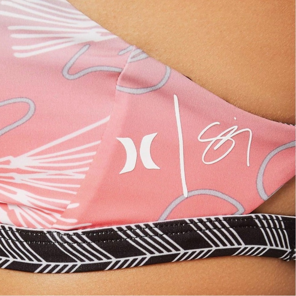 Hurley WAILEHUA REVERSABLE LEHUA🌸SIG ZANE pink&black👙L=Top MED=bottom RARE SUIT - Picture 7 of 13